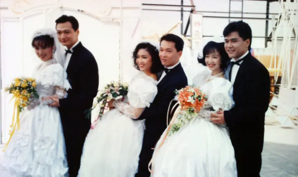 香港老戏骨廖启智因病离世,妻子绝美,却半生坎坷