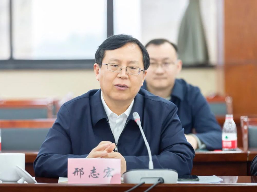 邢志宏在调研物流工作时强调:加快发展现代物流 打造