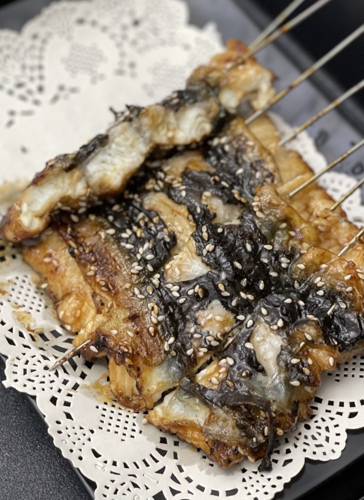 c位出道炭烤鳗鱼带你解锁烤肉新姿势,舌尖全新体验让你嗨翻味蕾