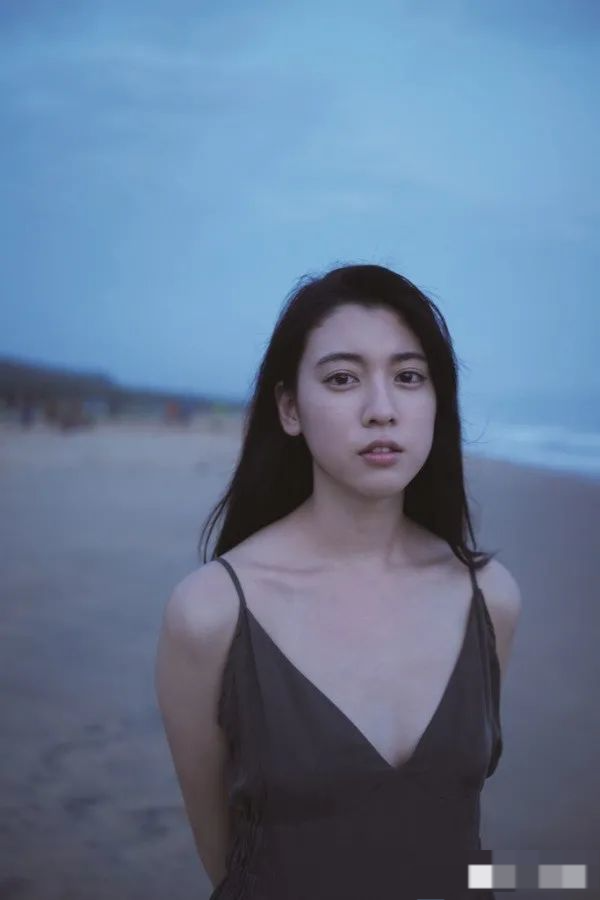 全网都在喊姐姐快跑…|竹内凉真|三吉彩花|吉谷彩子|里里佳