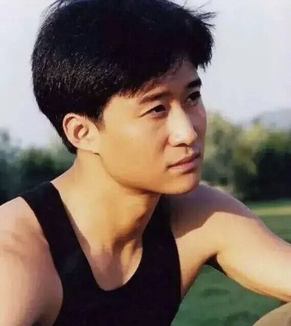 吴京爱上樊亦敏恋上叶璇奈何命中无缘最终情定谢楠成就战狼2