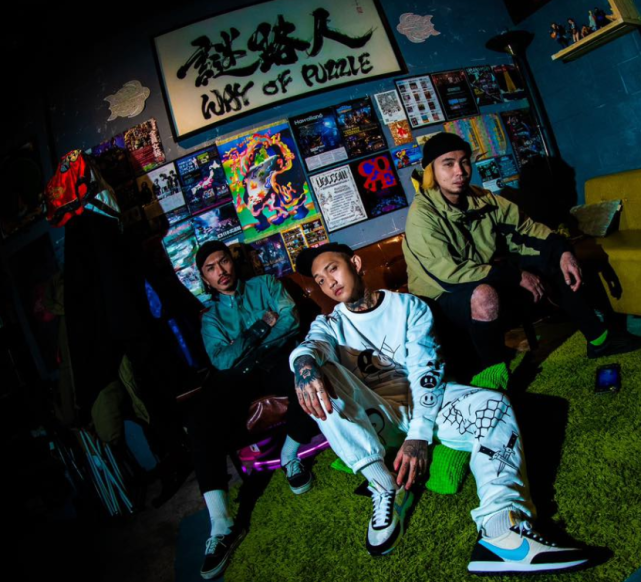 乐队主唱失踪后陈尸河边,公司证实死讯,家人:可能是意外