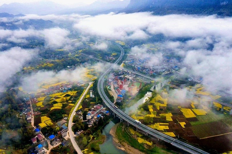 【春天里的陕西】汉中宁强县高寨子:正是踏春好时节_腾讯新闻