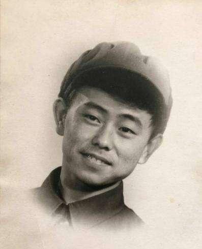 潘长江年轻时照片图片