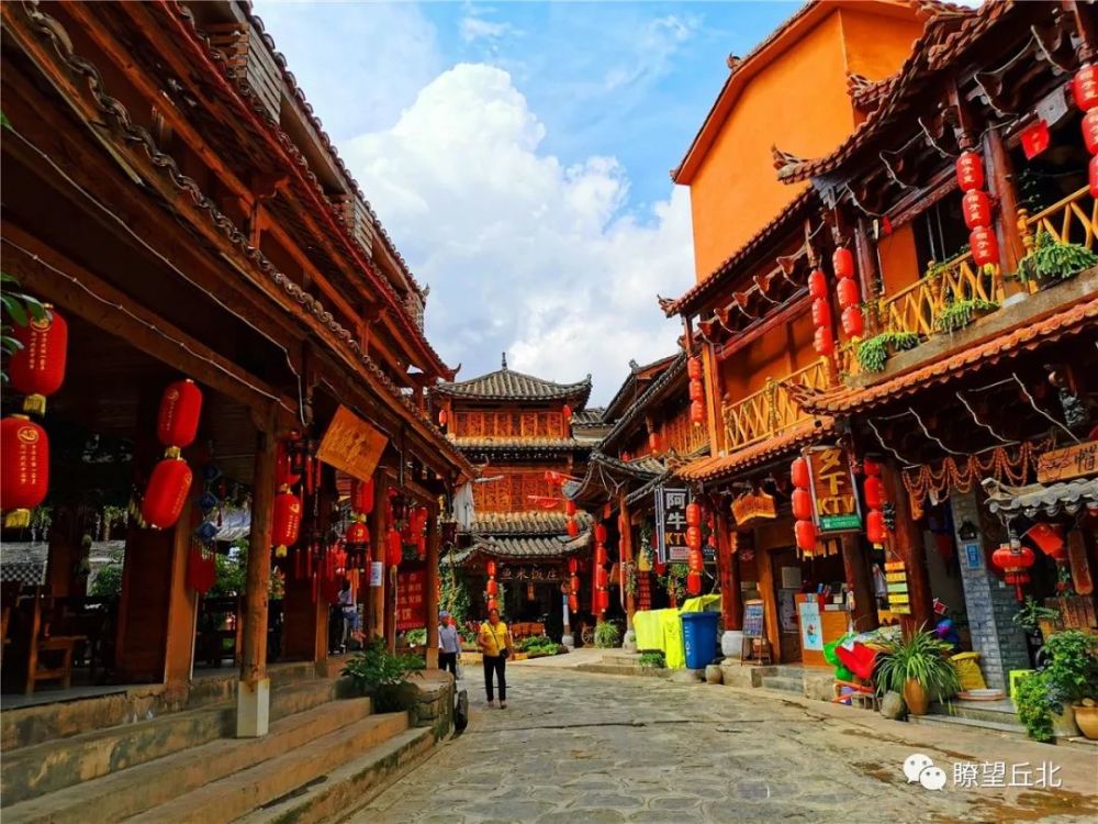 扫一扫丘北官方现成的旅游攻略拿去用