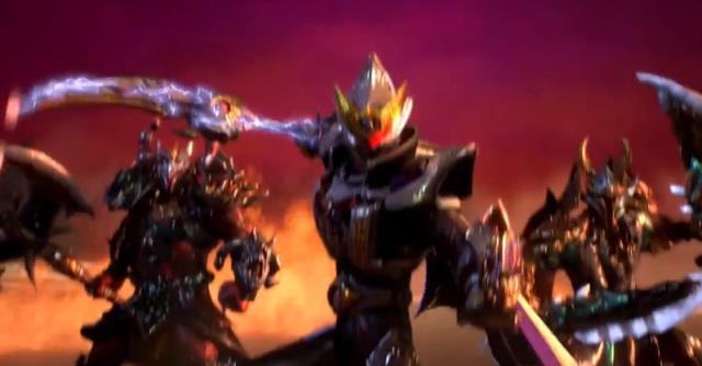 大家也可以发现,乔奢费和库忿斯的造型明显变狰狞了很多,武器也变得