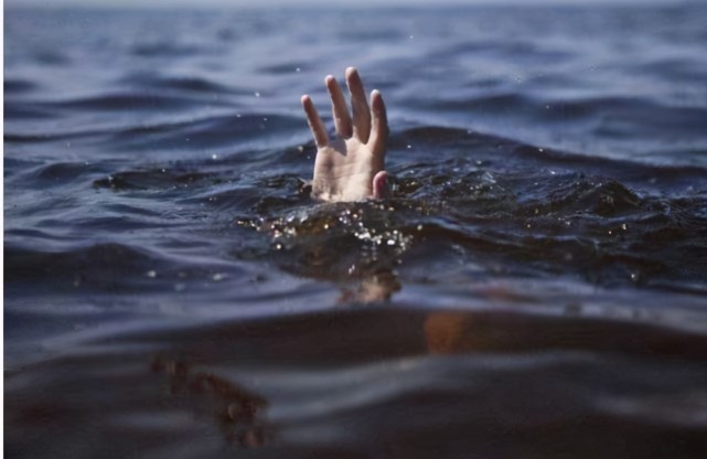 心理学:永远不要帮助一个已经落难的朋友,原因在于这三个方面