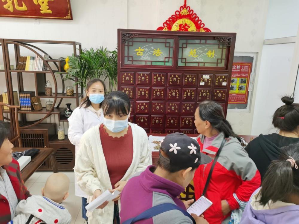 潘淑凤乳腺贴怎么样 功效如何 潘淑凤乳腺贴可以消乳腺结节吗