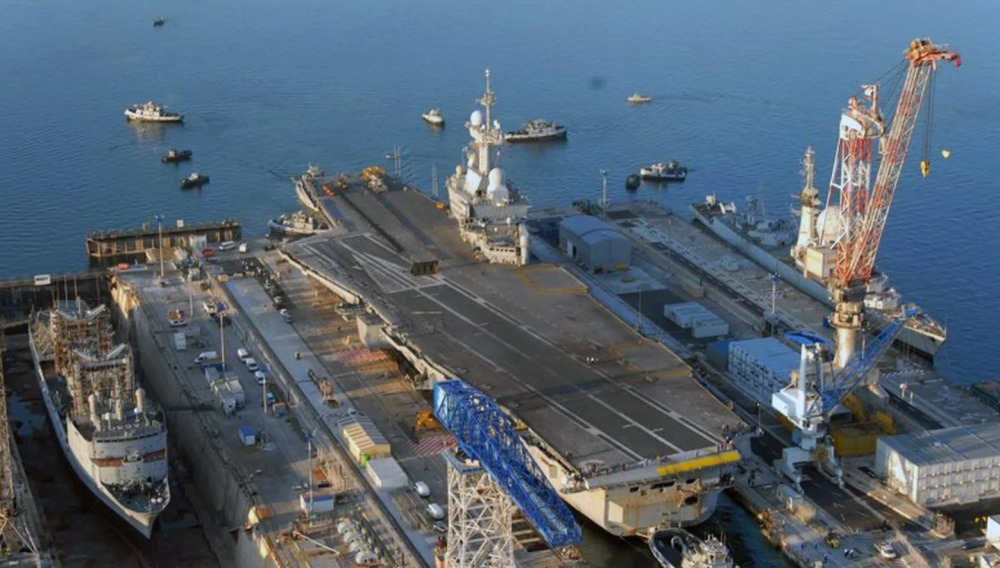 瓦良格号回到中国时,专家打开舱门后落泪,感谢乌克兰做的一切