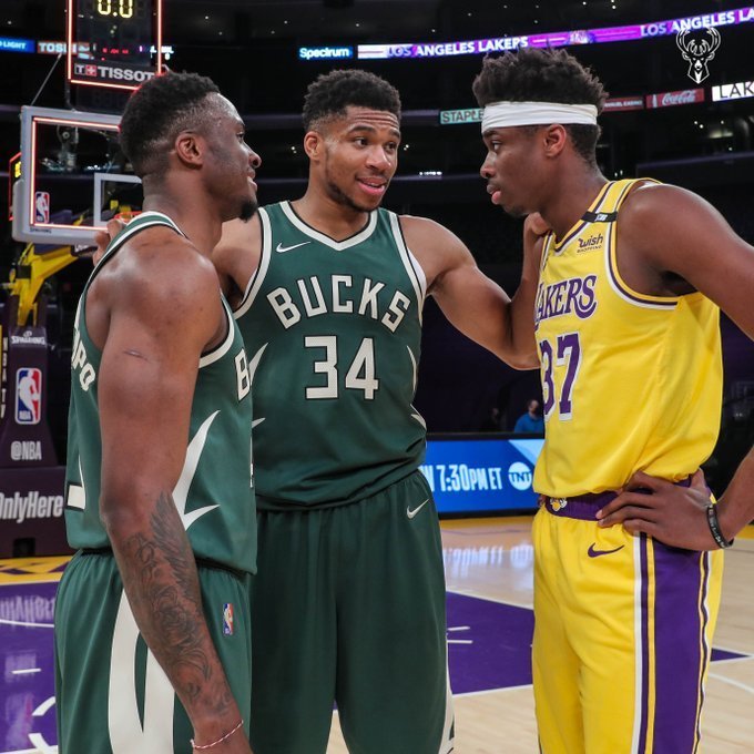 家族篮球字母家族重聚首字母哥站c位