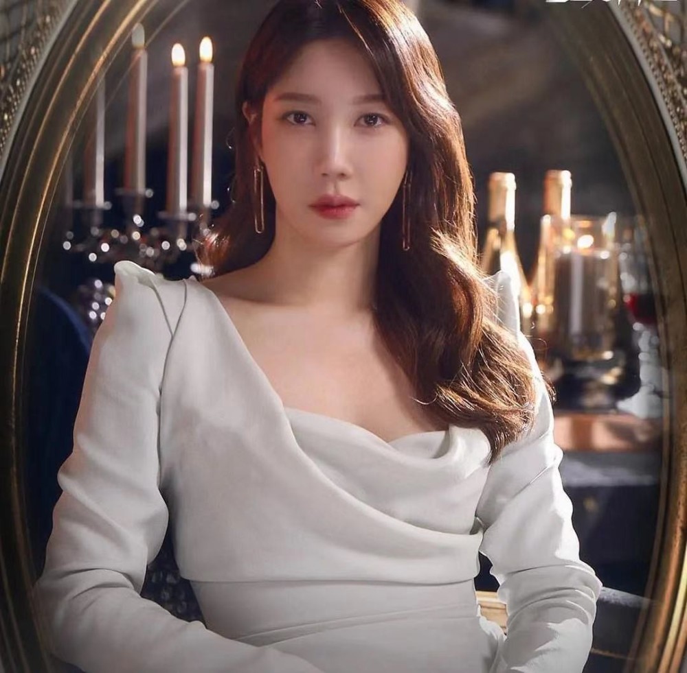 《顶楼》李智雅公开家居生活,上一秒还在