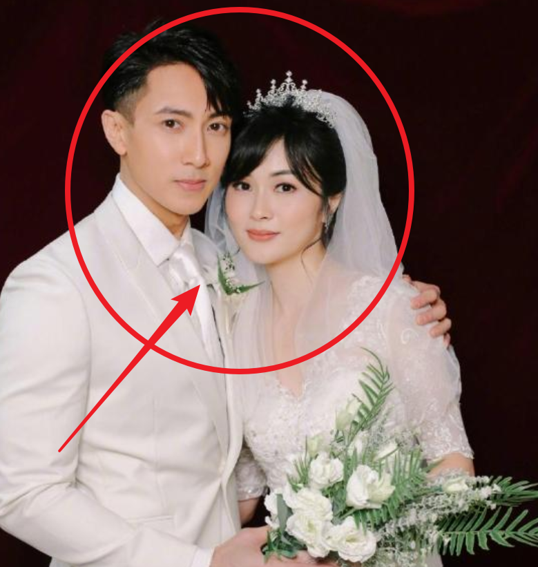 汪东城官宣恋情引热议,晒女方亲吻照好甜,网友评论却证明了一切