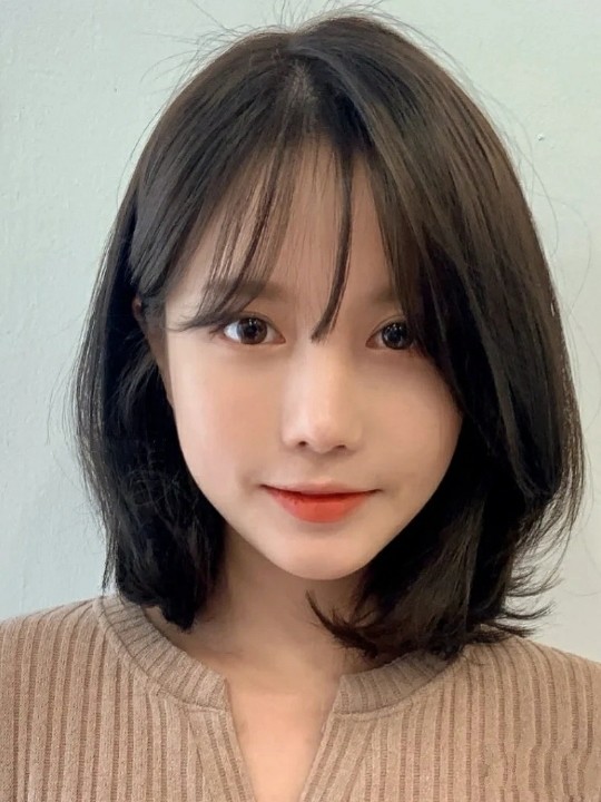 踏春拍照如何突出自己?特色唯美的发型是神奇,简单又漂亮