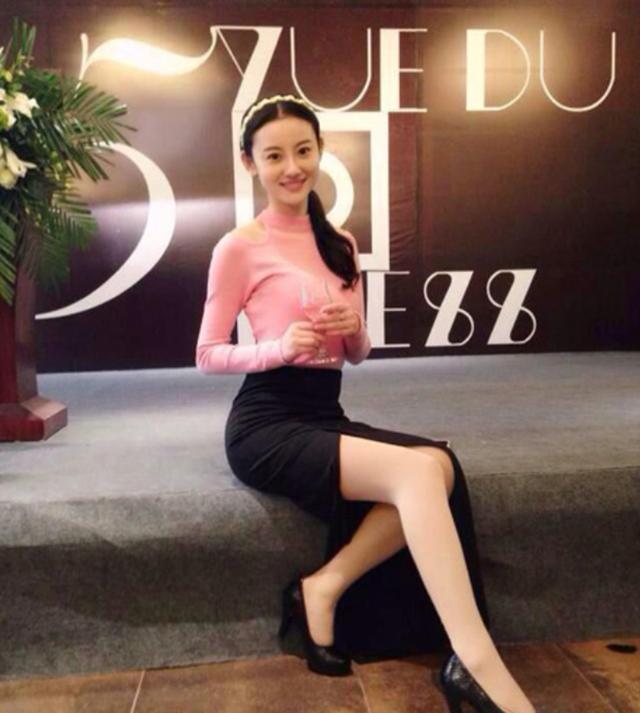 被一家8口吸血8年女星徐婷全身溃烂而死父母提款机没了