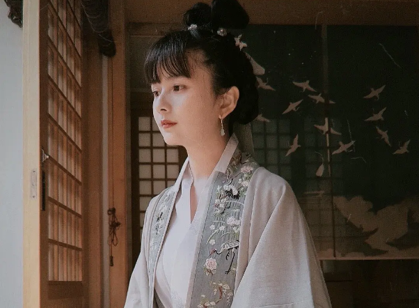 40岁放弃婚育被誉为天才少女的夏达险些栽在长歌行上