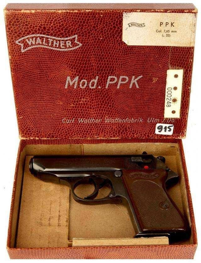 戒指口红和雨伞别被他们的外表骗了这些都是间谍武器