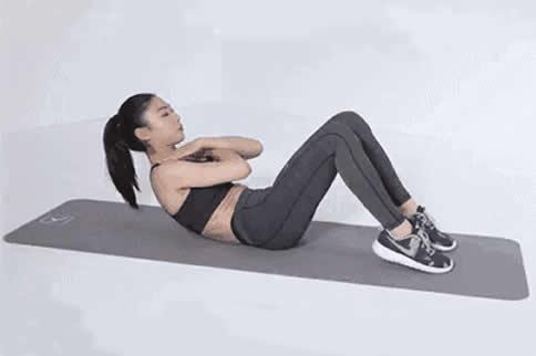 了解卷腹训练的常见问题以及卷腹变式动作让你全面刺激腹肌