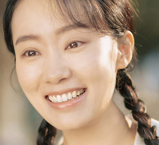 张小斐活动现场被问接下来的工作计划笑称自己想降降辈分顺便再谈个