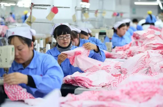 中国最大的服装代工厂,每天生产150万件衣服,市值更大涨2百倍|代工