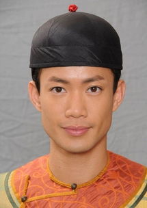 敖嘉年第一次出演的电视剧,就是陈浩民版《封神榜》,在里面饰演木吒的