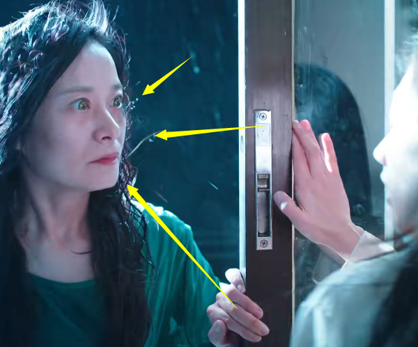 司藤生母同样是苅族,据剧情展示她是竹子精,力量强大,不过自从第一个