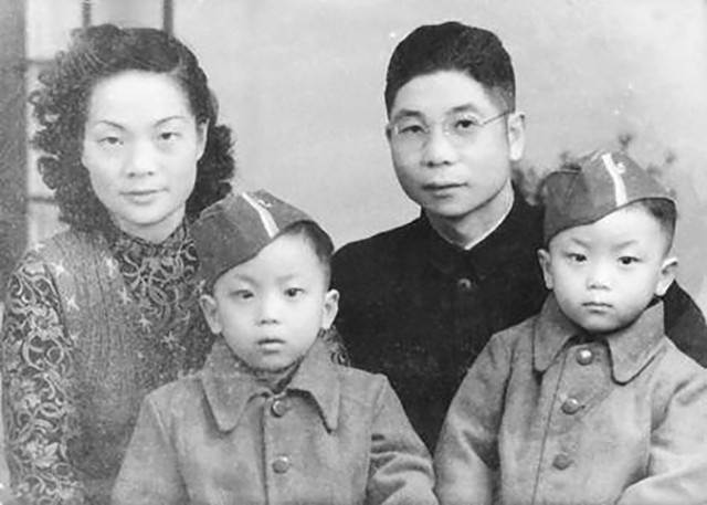 蒋经国母亲图片