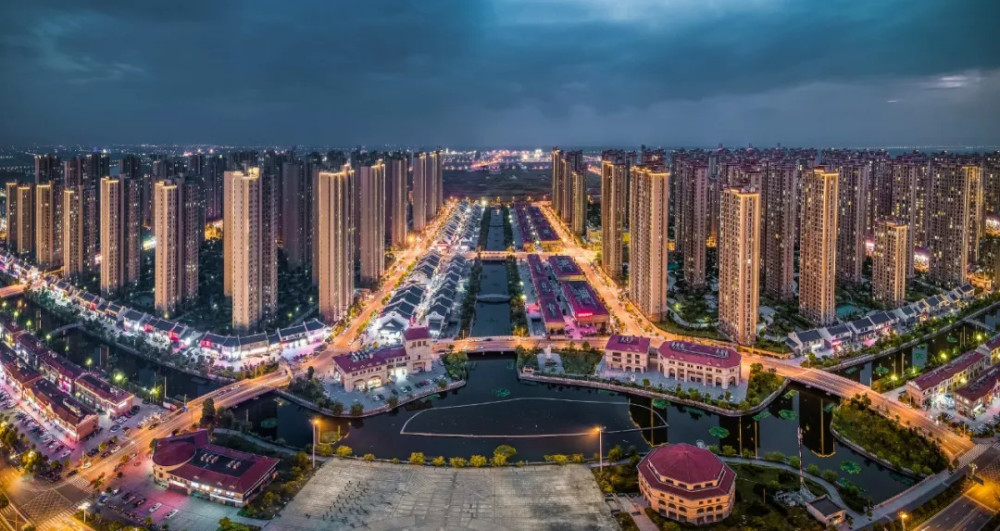 什么是杭州湾新区沉浸60秒与她热恋一生