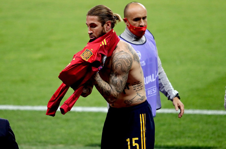 本赛季,拉莫斯已经出现过4次伤病情况,其中包括膝关节问题,肌肉拉伤