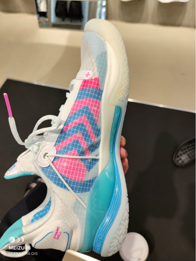 全新李宁闪击7premium夏季版正式发售又一双夏天的国产实战利器