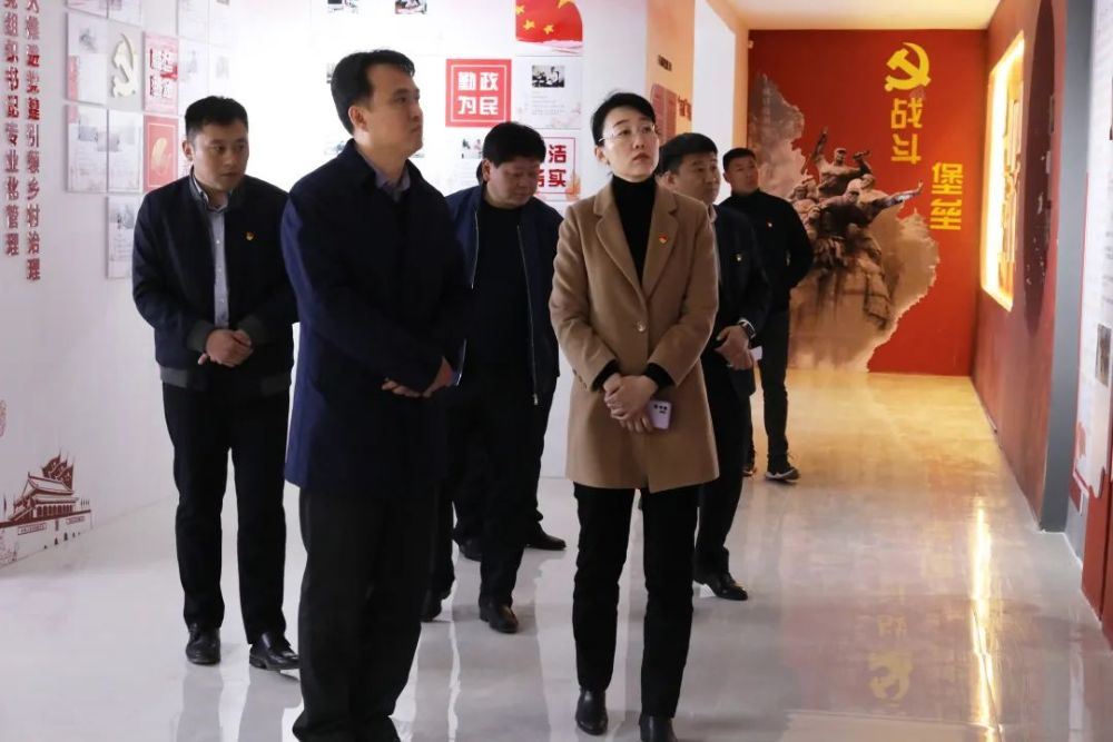 张霄,杨晓莉到泉源镇调研指导第一书记工作_腾讯新闻