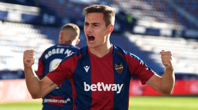 西甲莱万特vs韦斯卡战意截然不同韦斯卡为保级奋战到底