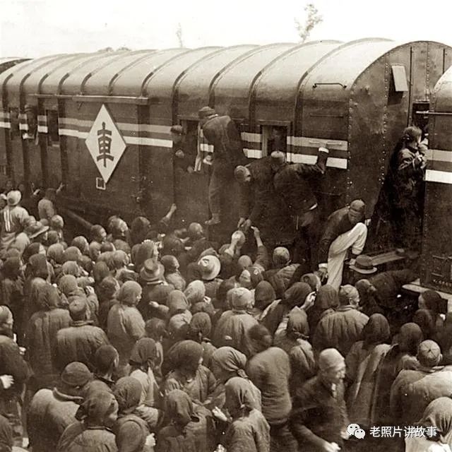 上世纪40年代的旅客列车
