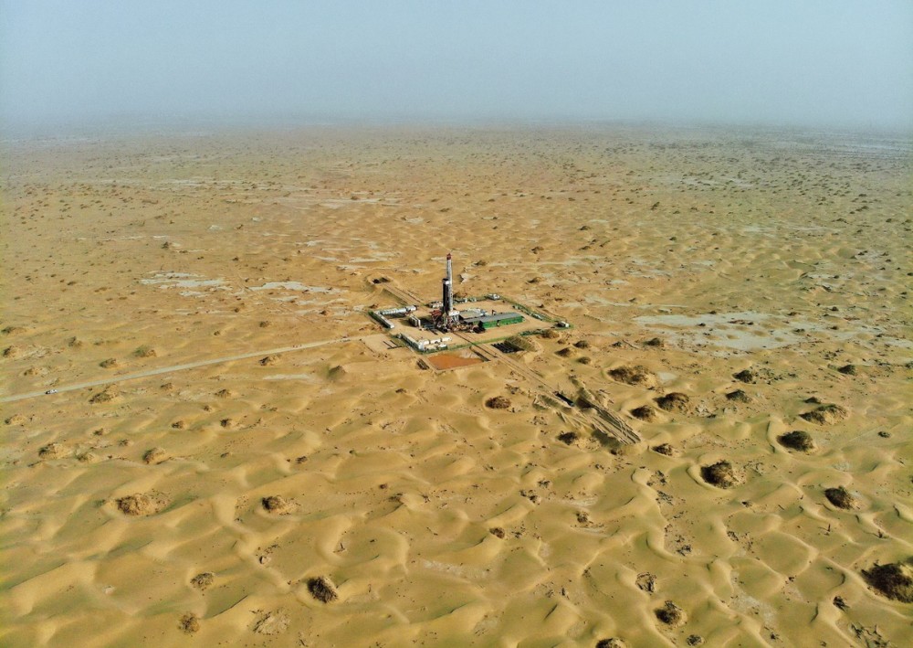 生命周期油气藏经营的理念,精细生产经营组织,一季度生产石油液体160