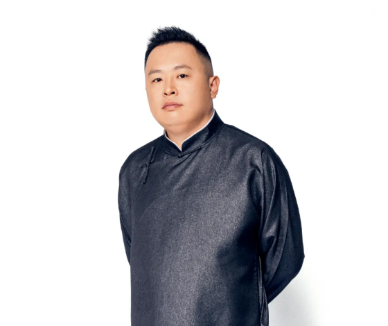 清醒的阎鹤祥,揭开德云社相声的遮羞布,游走在摘字的边缘