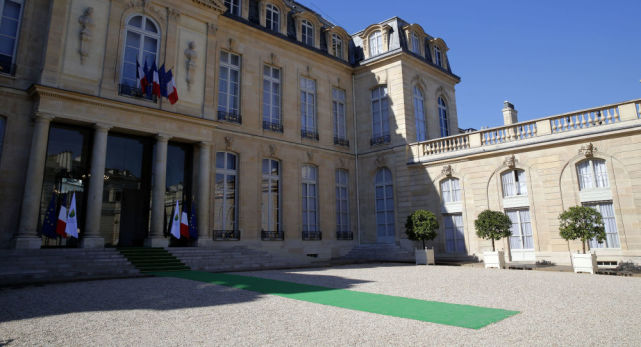 还有同伙全程录像|法国_社会|马克龙|保罗·默里|爱丽舍宫