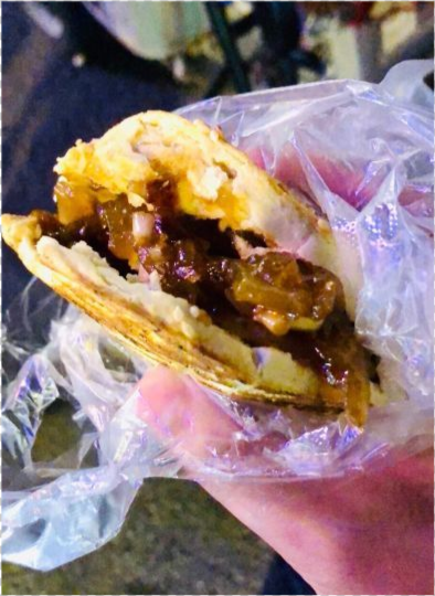 开封鼓楼夜市的扛把子,下午5点才出摊,靠炒凉粉年挣百万