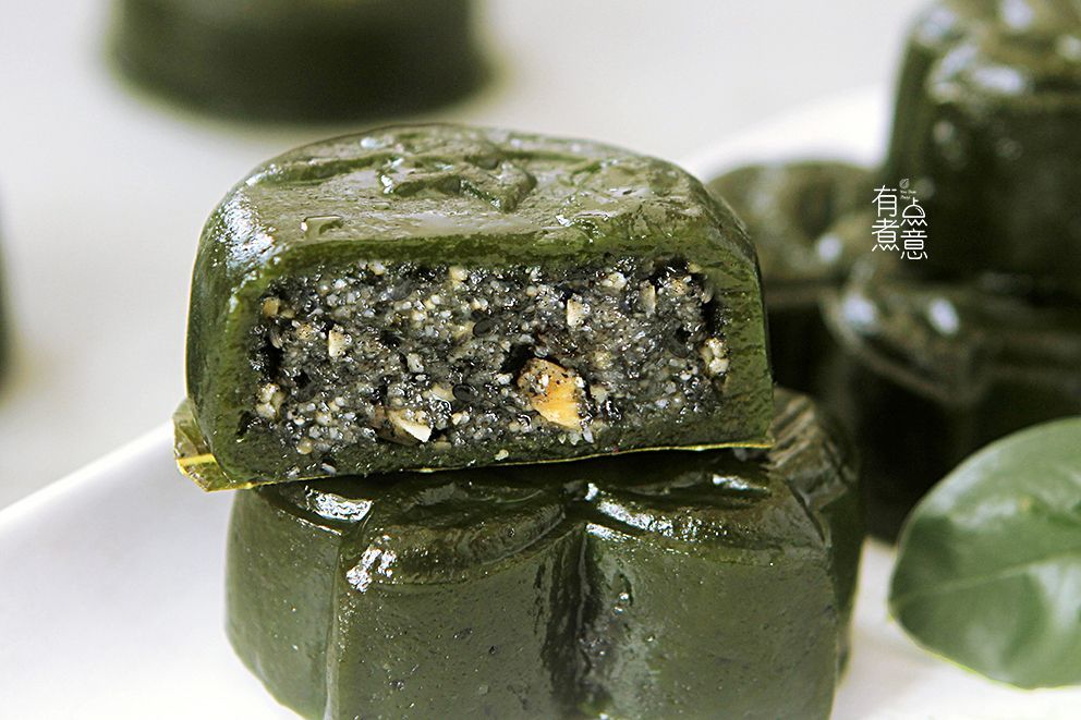 清明节 用新鲜艾草做青团 只要记住1点 青团不干硬不软塌 香糯不黏牙 腾讯新闻