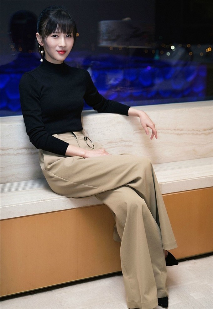 女人过了40岁气质很重要3个技巧教你穿出优雅大气感