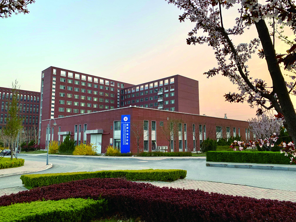 2012年12月教育部正式批准大连理工大学建设盘锦校区后,该校区依照"