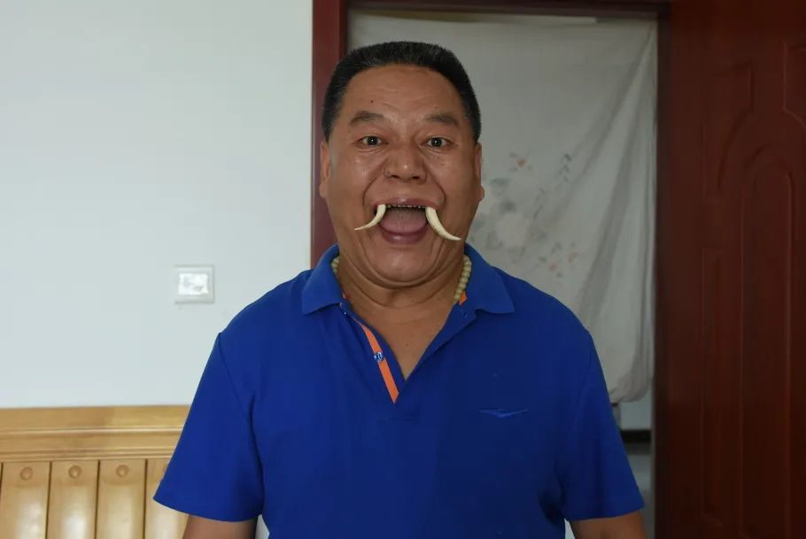 前辈名家宋百存易俗社花脸名家一级演员陕西长安人生于1969年温军海