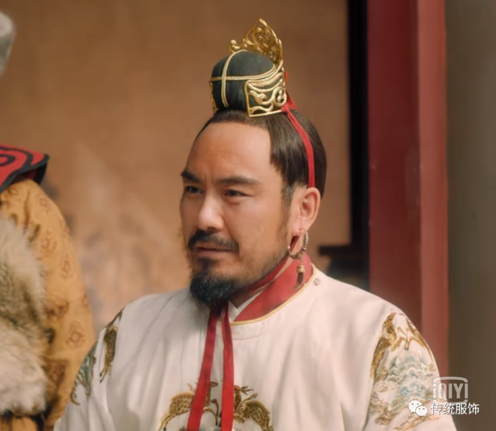 出行图》 局部不过剧组选取的这个角色,应该并不是画中的主咖"东丹王"