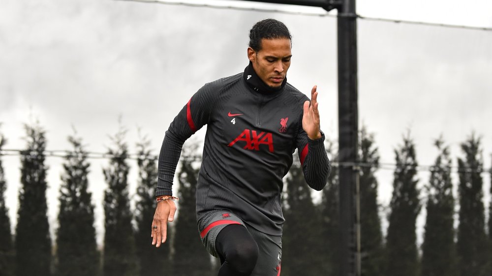 伤停了大半个赛季的利物浦后防领袖范迪克终于接近复出