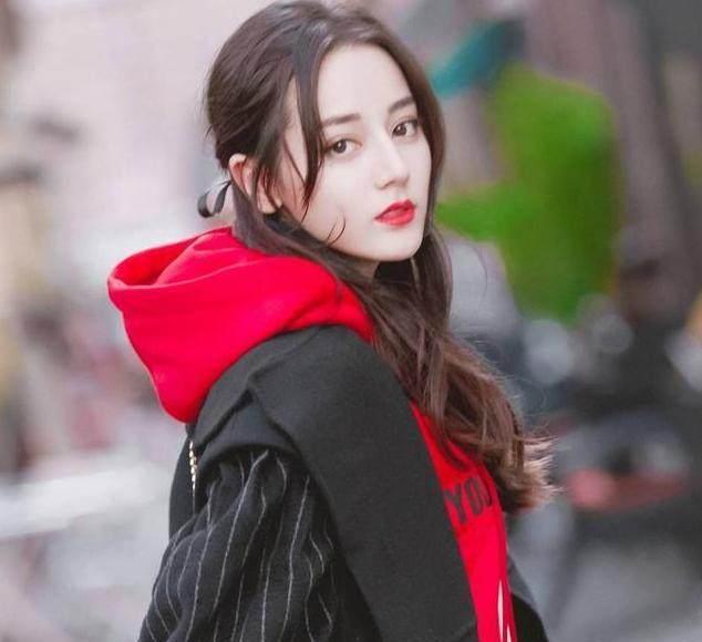 娱乐圈天然美女盘点 古装剧中的她是倾城倾国的大美人 一颦一笑都可如画 腾讯新闻