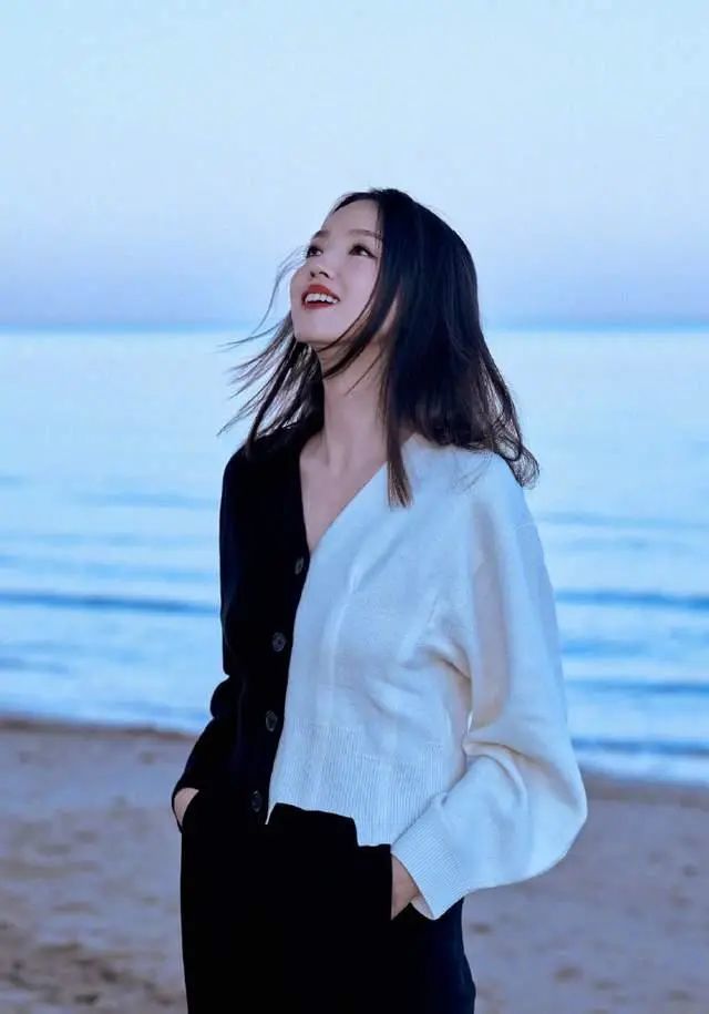 【文|林语菡  】【编辑| 紫