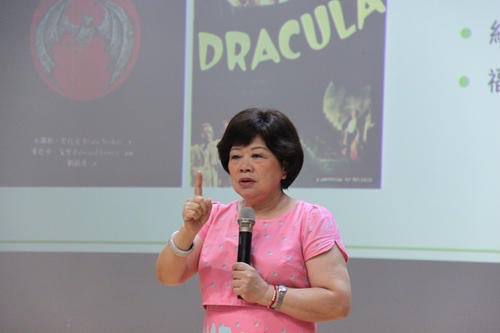 作家廖辉英结婚40年上节目爆料被家暴抓着去跳海还用刀威胁