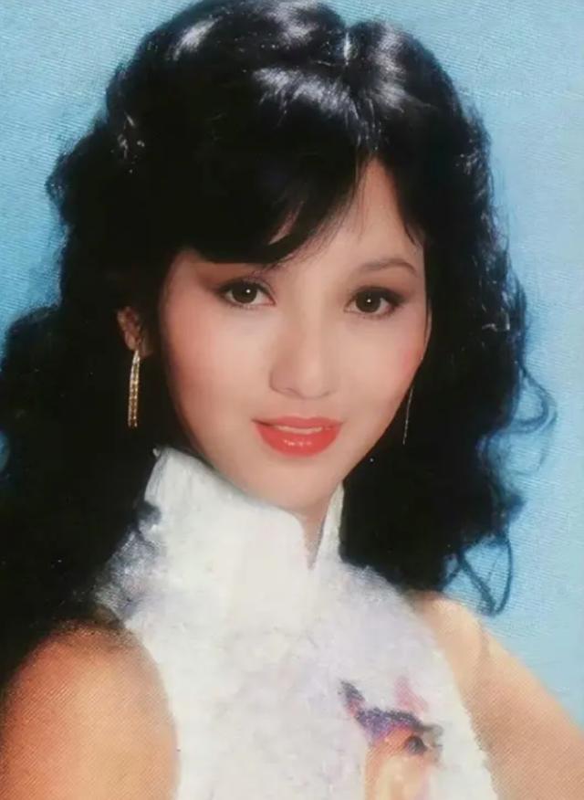 "不老女神"赵雅芝的传奇人生,和她爱过的3个男人