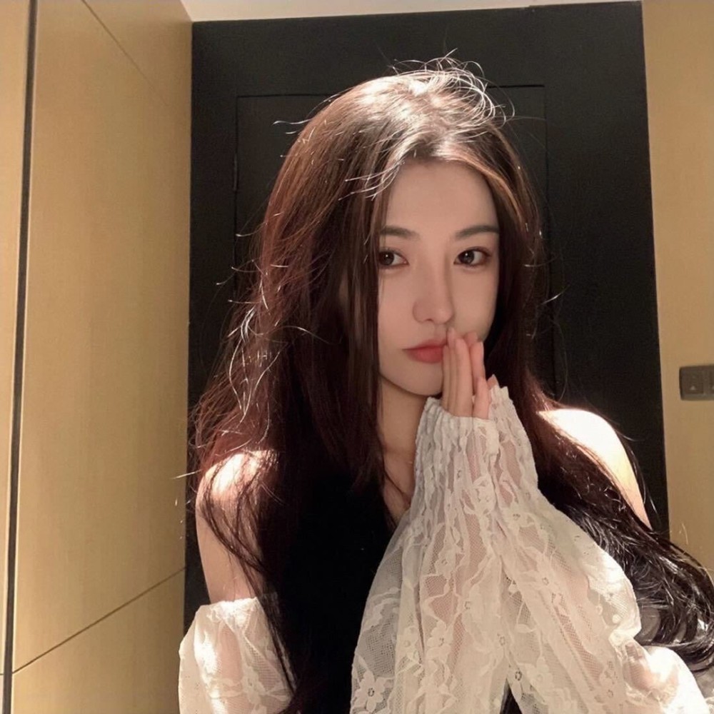 女生头像:隐藏野心,悄悄发光