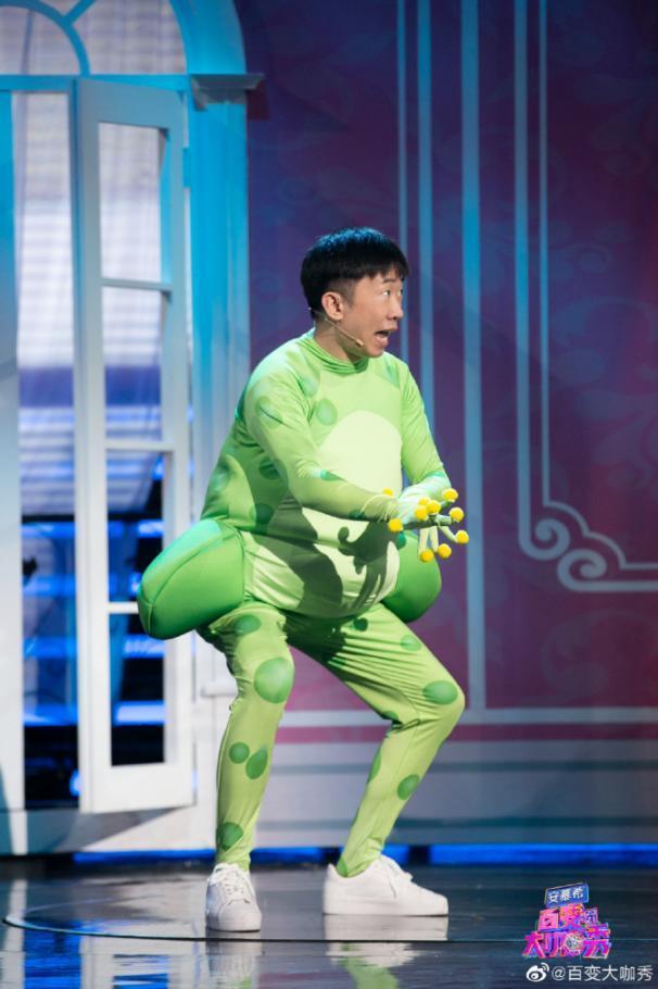 刘嘉玲空降张海宇搭档锤娜丽莎化身唐宫少女百变大咖秀今晚十点播出