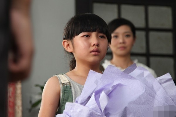 《璀璨人生》中善良正直的少年余非.