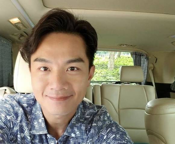 tvb绿叶胡诺言皮肤零毛孔妻子做网红月入6位数买楼投资赚近千万